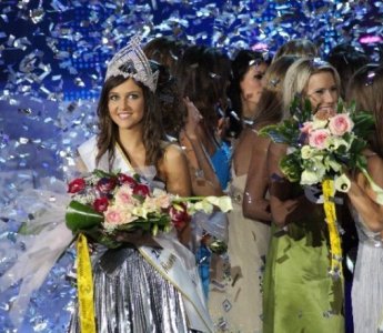 Miss Polski 2009 została Anna Jamróz. Milena - "To była przygoda życia! Niczego nie żałuję" (nowe zdjęcia, wideo)