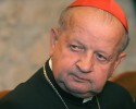 Kardynał Dziwisz mocno o Bronisławie Komorowskim: "Co za dureń"
