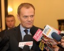 Premier Tusk trwa przy swoim: &#8222;Kancelaria Lecha Kaczyńskiego nie była zainteresowana wspólną wizytą w Katyniu&#8221; 