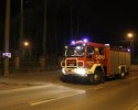 Ostrołęka: Dwa zastępy straży pożarnej usuwało plamę oleju na ulicy Warszawskiej