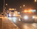 Ostrołęka: Nocny transport ponadgabarytowy ulicami miasta [ZDJĘCIA, WIDEO]
