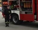 Ostrołęka: Strażacy usuwali sople zwisające z budynku szkoły