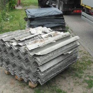 Kadzidło: Unieszkodliwiono ponad 276 ton zdemontowanych wyrobów zawierających azbest