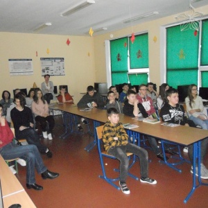 Uczniowie Gimnazjum w Lipnikach spotkali się z Pracownikami PT KRUS z Myszyńca