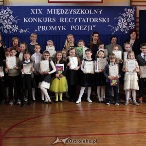 XIX Międzyszkolny Konkurs Recytatorski &#8222;Promyk Poezji&#8221; [ZDJĘCIA, WYNIKI]