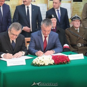 Umowa na finansowanie Muzeum Żołnierzy Wyklętych podpisana. Wicepremier Gliński: &#8222;Dziś spełniamy nasz obowiązek wobec Polski&#8221; [WIDEO, ZDJĘCIA]