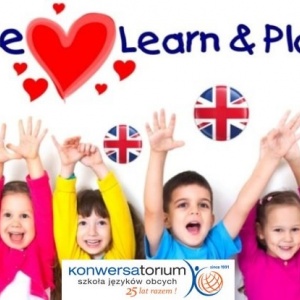 W szkole językowej Konwersatorium trzylatki mówią po angielsku. Weź udział w darmowej lekcji pokazowej.