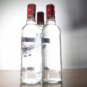 Olszewo-Borki: Dzielnicowi w walce z pijącymi alkohol pod sklepami