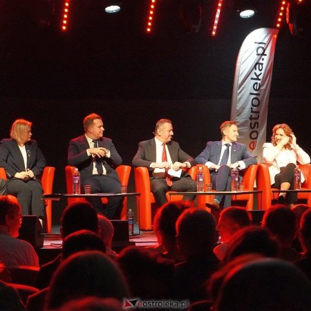 Sportowy wątek na debacie prezydenckiej. Jak władza w Ostrołęce będzie wspierać sport? [WIDEO]