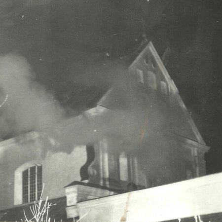 Kryptonim „Ołtarz”: Kulisy pożaru ostrołęckiego Klasztoru w 1989 roku [ZDJĘCIA]