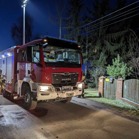 Jedna osoba poszkodowana w pożarze w Ostrołęce [ZDJĘCIA]