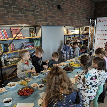 "Wiosenne Smaki Natury" - warsztaty kulinarne dla przedszkolaków [ZDJĘCIA]