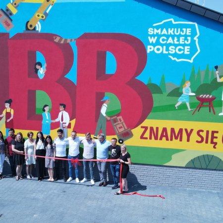 W Łysych także mają mural. Na 30-lecie JBB