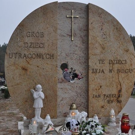 Pogrzeb dzieci utraconych także w Ostrołęce