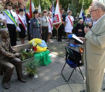 Odsłonięcie pomnika doktora Psarskiego (ZDJĘCIA, WIDEO)