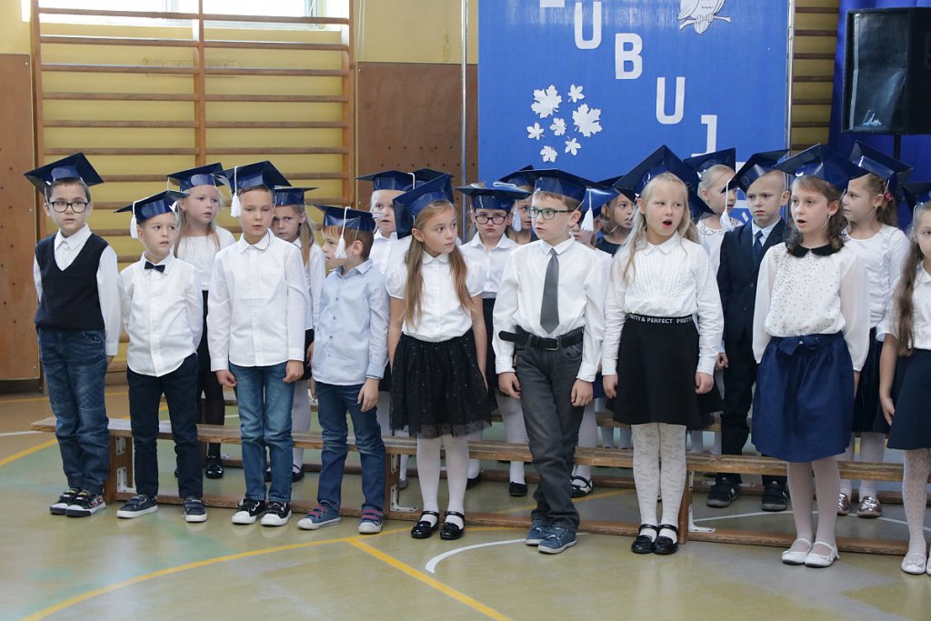 Szkoła Podstawowa Nr 3 Kościan Pasowanie na ucznia w Szkole Podstawowej nr 3 [ZDJĘCIA]