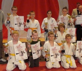 Karate: Dobry występ ostrołęczan w Ostrowi Mazowieckiej [ZDJĘCIA]