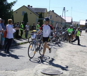 Pierwszy duathlon w Makowie Mazowieckim z udziałem ostrołęczan [ZDJĘCIA]