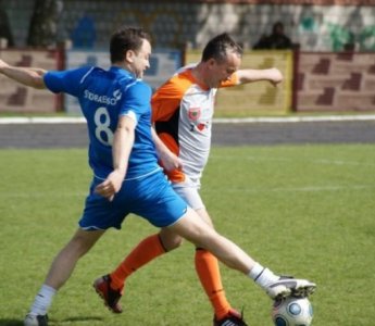 Dni Ostrołęki 2009 -mecz piłki nożnej pomiędzy Urzędem Miasta a Storą Enso