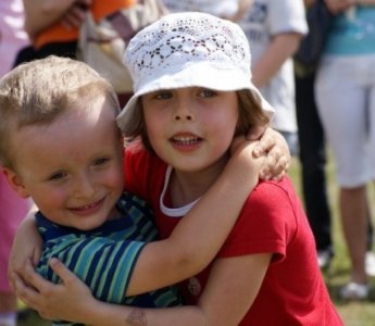 Słoneczny początek Dnia Dziecka na plaży miejskiej (zdjęcia)