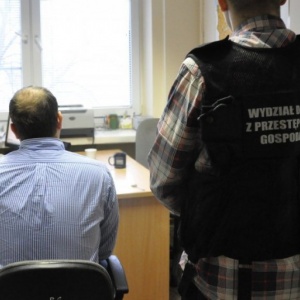 Pracownicy UWM Olsztyn zatrzymani za wyłudzenie 400 tysięcy złotych (wideo)