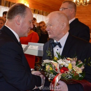 Małżeństwo 100-latków z regionu ostrołęckiego świętowało jubileusz [ZDJĘCIA]