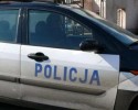 Zniszczono skodę na parkingu przy Starosty Kosa. Policja szuka wandala 