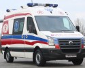 Wypadek pod Kadzidłem: Trzy osoby w szpitalu. Kobietę musieli wycinać strażacy 