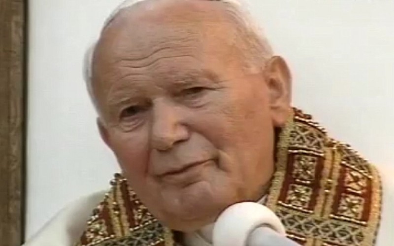 Jan Paweł II został błogosławionym (fot. youtube)