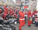 Ponad 100 Mikołajów pojawiło się dziś w Ostrolęce [VIDEO, ZDJĘCIA]
