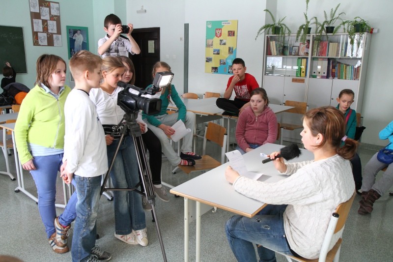 W czwartek dzieci wcieliły się w role dziennikarzy (fot. R. Dawid)