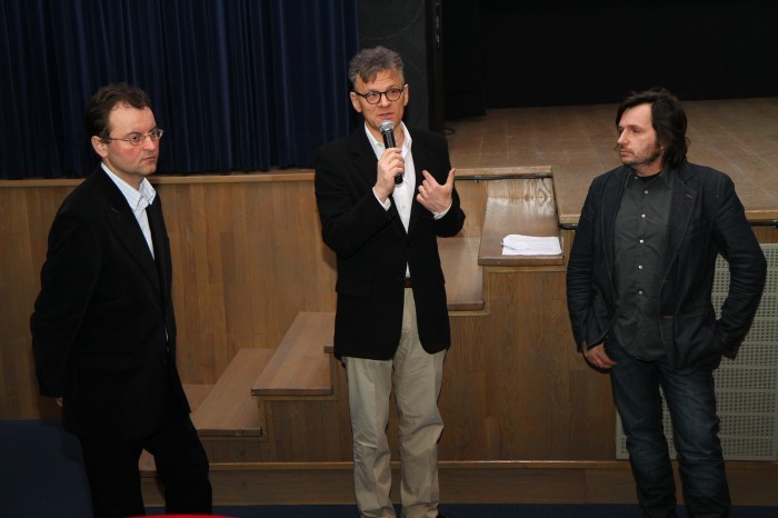 Po seansie odbyła się dyskusja z  twórcami filmu: Maciejem Pawlickim, Arkadiuszem Gołębiewskim oraz posłem Czartoryskim (fot. R.D.)