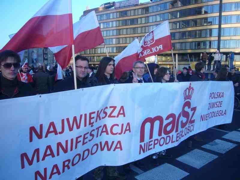Marsz Niepodległości 2011 (fot. eOstroleka.pl) 