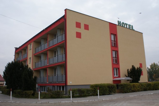 Siedziba klubu mieściła się w jednym z pomieszczeń hotelu MOSiR (fot. mosir.ostroleka.pl)