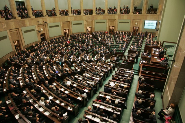 Gdyby wybory parlamentarne odbywały się dziś, wygrałaby je Platforma Obywatelska (fot. sxc.hu)