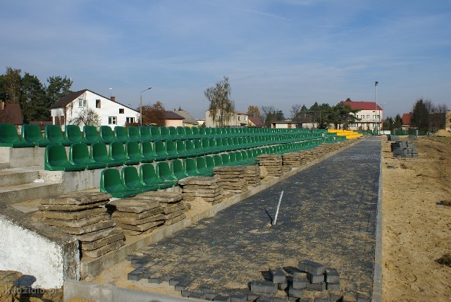Stadion w Kadzidle (fot. kadzidlo.pl)