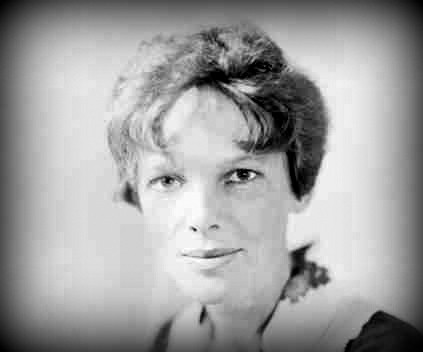 Amelii Earhart 