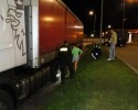 Scania &#8222;gubiła&#8221; olej na ulicach Ostrołęki [VIDEO, ZDJĘCIA] 