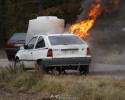 Ulica Ostrowska: Przypadkowy kierowca ugasił pożar samochodu 