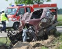 Śmiertelny wypadek w Dobrołęce: Ford został dosłownie zmiażdżony [ZDJĘCIA] 