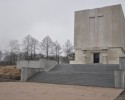 Pomnik-mauzoleum powstania listopadowego w Ostrołęce: Otwarcie już w kwietniu [VIDEO, ZDJĘCIA] 