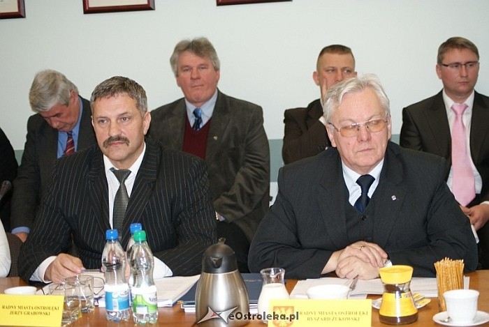 Na zdjęciu: Jerzy Grabowski (po lewej) i Ryszard Żukowski (fot. eOstroleka.pl) 