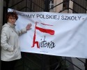 &#8222;Usłużne media milczą, a na dziedzińcu MEN ważą się losy Polski&#8221; 