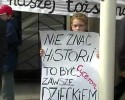 Protest przed MEN: &#8222;Rozbijając wspólnotę, czynią ludzi głupszymi&#8221; [VIDEO] 