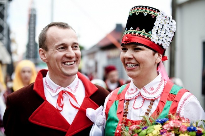 Tomek i Ewa - autentyczna para młoda Wesela Kurpiowskiego z 2011 roku (fot. R. Dawid) 