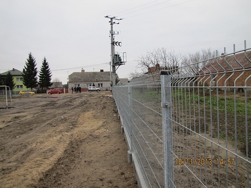 Odebrano ogrodzenie w Nowej Wsi Wschodniej fot. gmina Rzekuń
