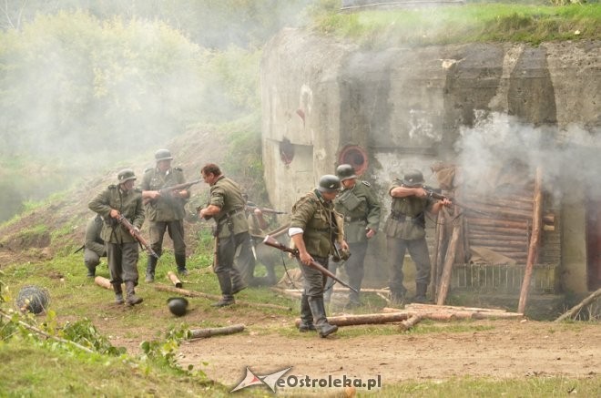 Inscenizacji historycznej bitwy rekonstruującej walki pod Nowogrodem, fot. Marcin Zaremba / eOatroleka.pl