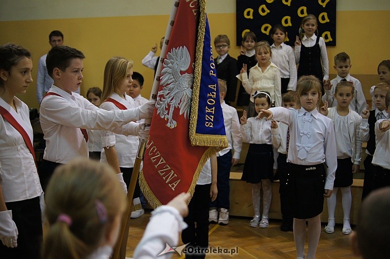 Ślubowanie pierwszoklasistów ze Szkoły Podstawowej nr 6 w Ostrołęce fot. eOstrołęka.pl