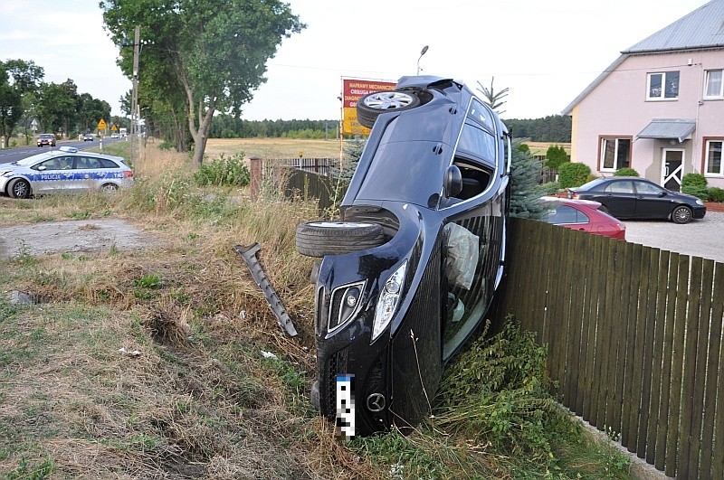 Poważny wypadek w Laskowcu (fot. eOstroleka.pl)