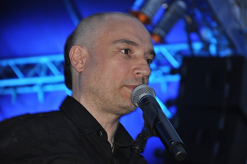 Jacek Stachursky zagrał finałowy koncert z okazji Dni Różana fot. eOstrołęka